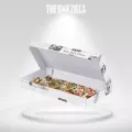 Detroit pizza boxes, customized for effortless opening and closing